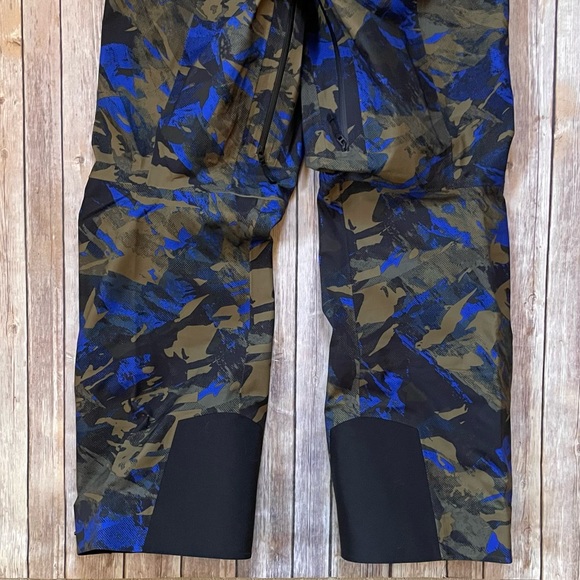 The North Face Men’s Summit Verbier Futurelight Bib Pants - Picture 12 of 16